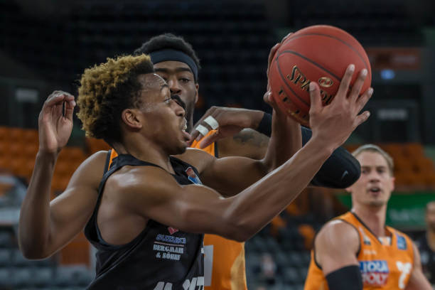 正是被哈兰 正是被哈兰